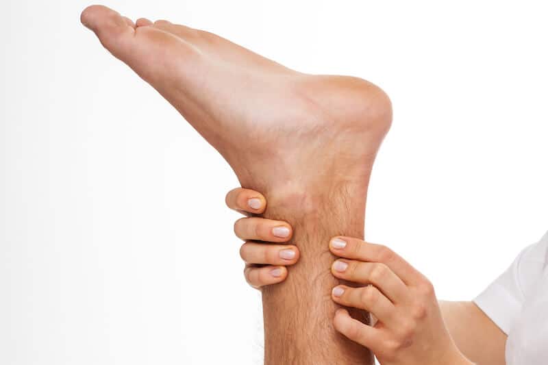 Palpation of the Achilles tendon for diagnosis in tendinopathy