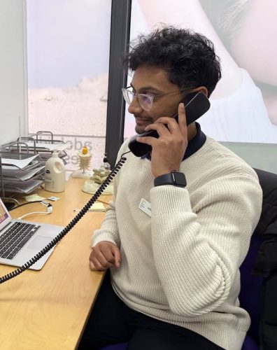 aniket dhabade is a vestibular and dizziness physio providing phone support for a dizzy patient