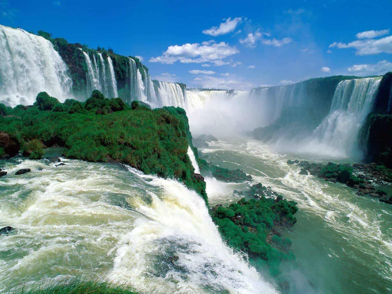 iguazu falls brazil
